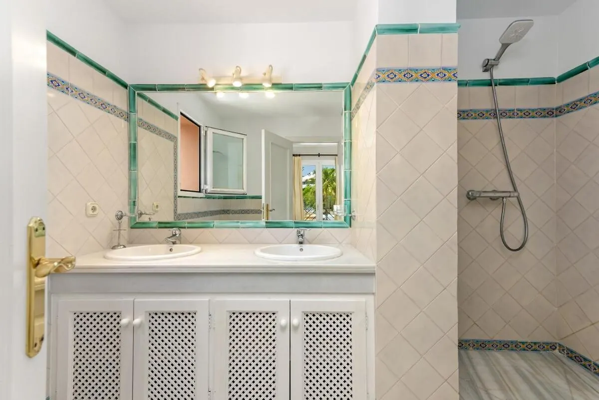 Seafront Penthouse, Casares Apartment Bahia de Casares